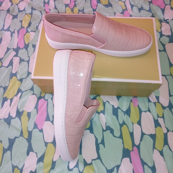 Michael Kors Keaton Slip On Sneakers - Picture 12 of 14